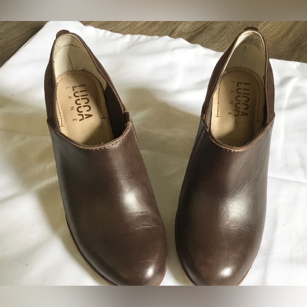 Lucca Lane Brown Leather and suede Shoes
